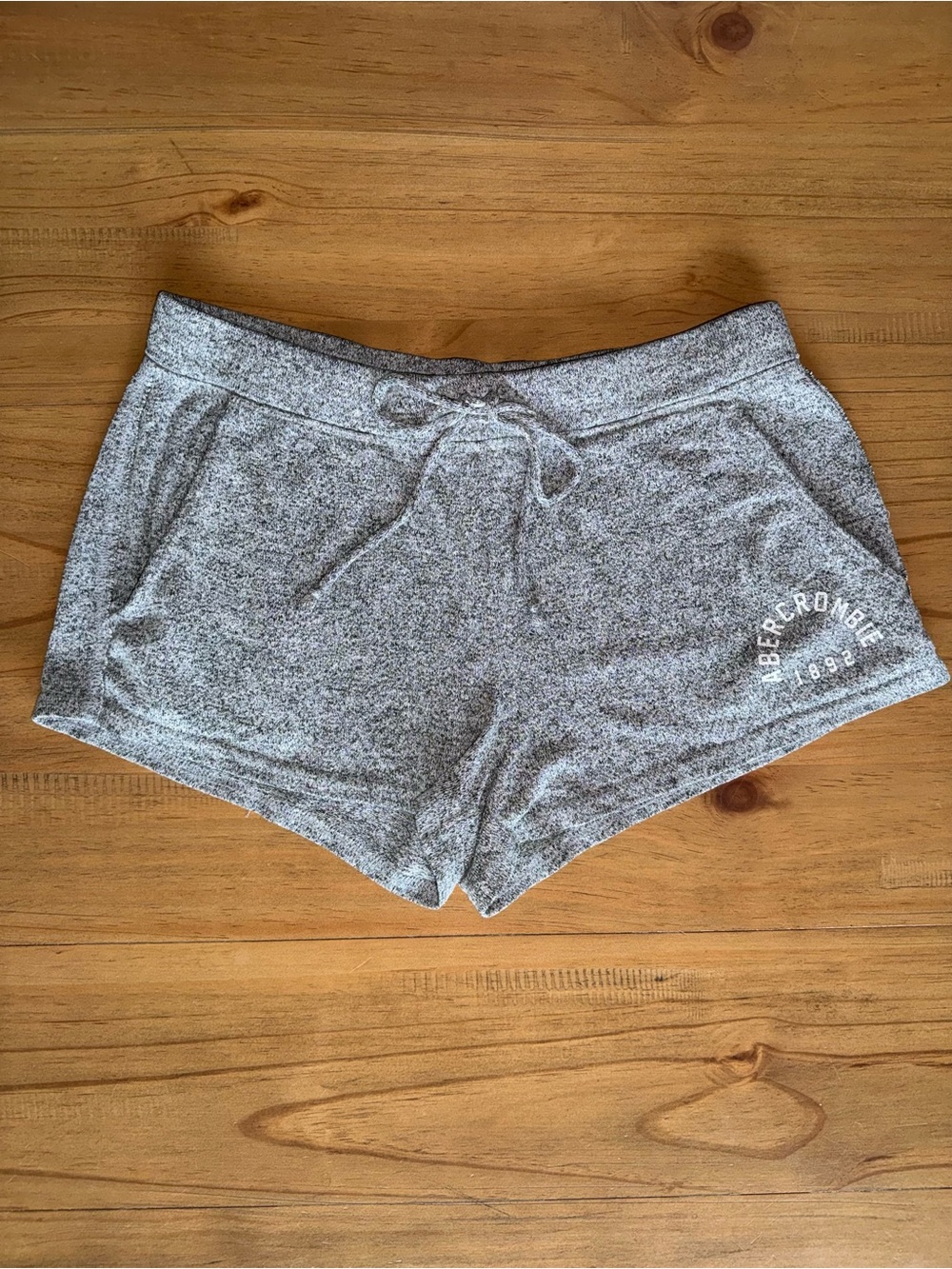 Abercrombie & Fitch Heather Gray Terry Drawstring Women's Shorts Size Small